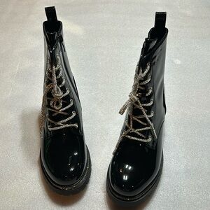 Patent lace up combat boots. Size 6.5. NIB
